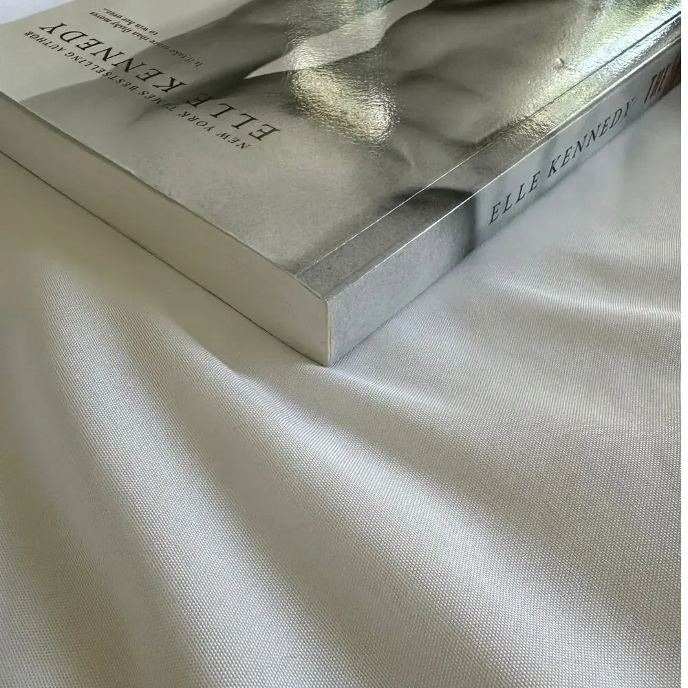 The Score Elle Kennedy Off Campus Oop Model Cover Paperback